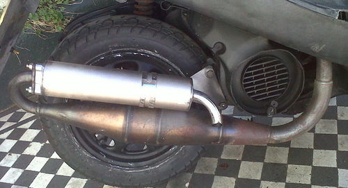 my tecnigas next R sports exhaust, a bit rusty and scratched from when i fell off