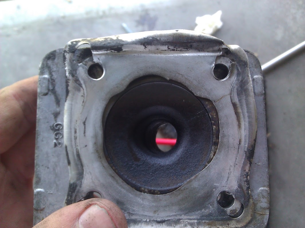 Is this hackjob of a gasket normal?
